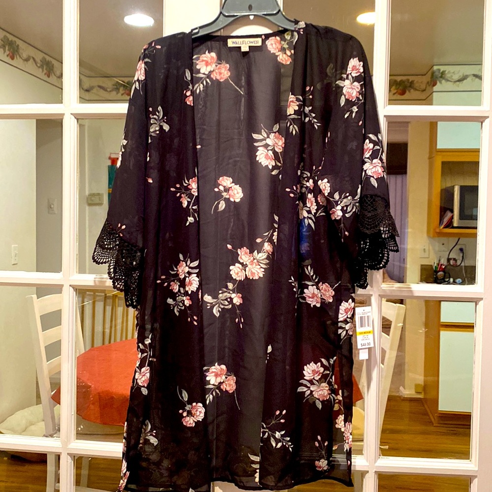 Floral cover up top